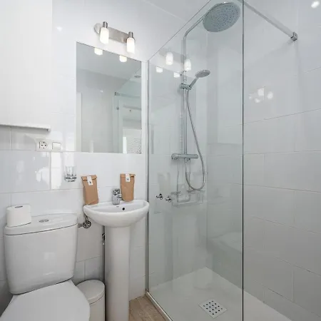 Cozy Two-storey House With Terrace In Semesterbostad